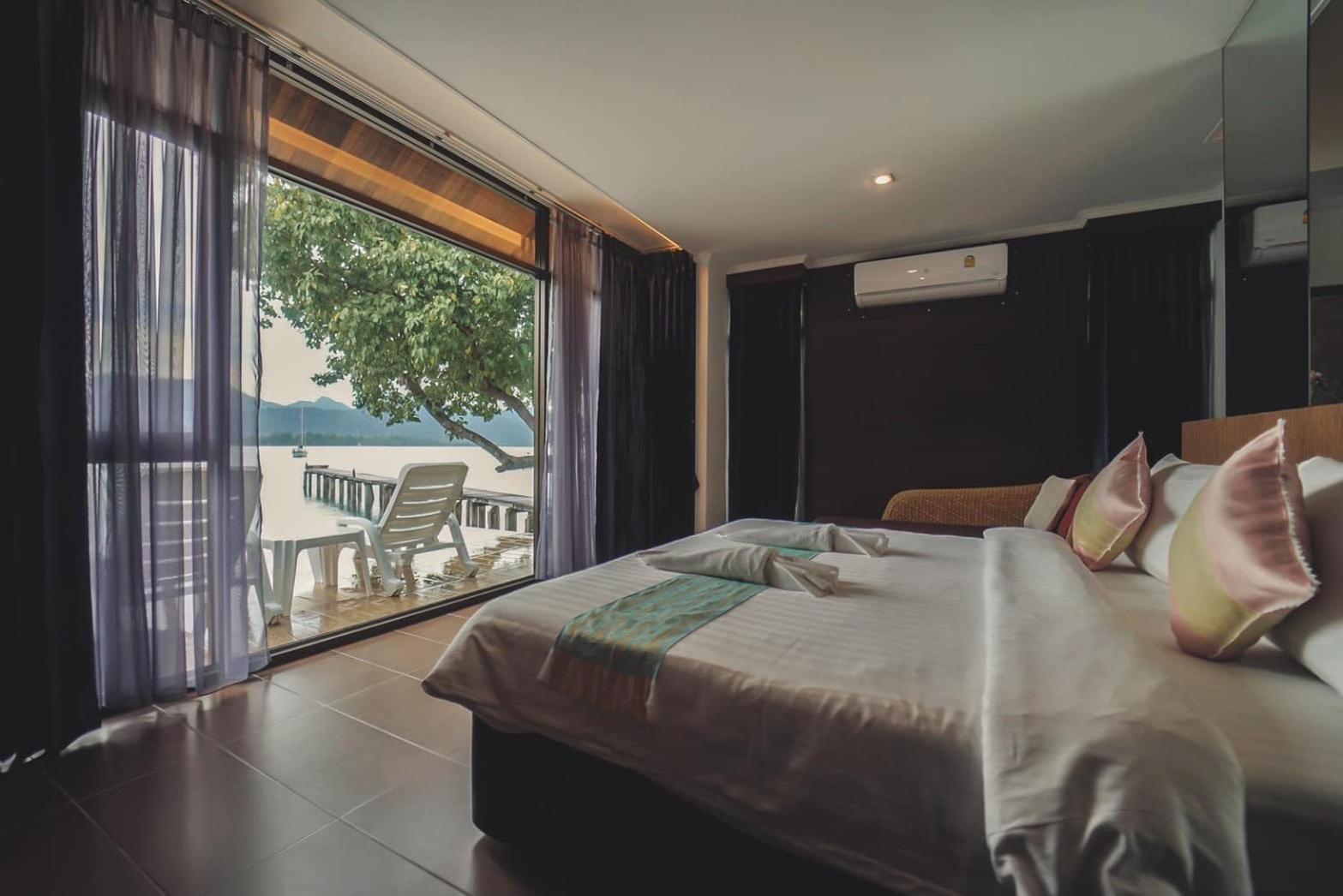 Chai Chet Resort Koh Chang Exterior photo